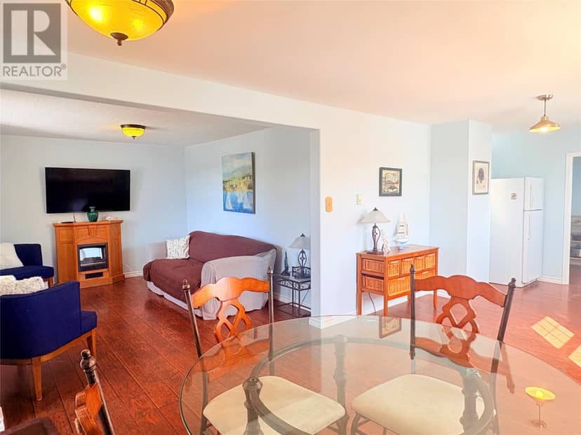 13-19 Bradshaw Place — photo 10 of 31