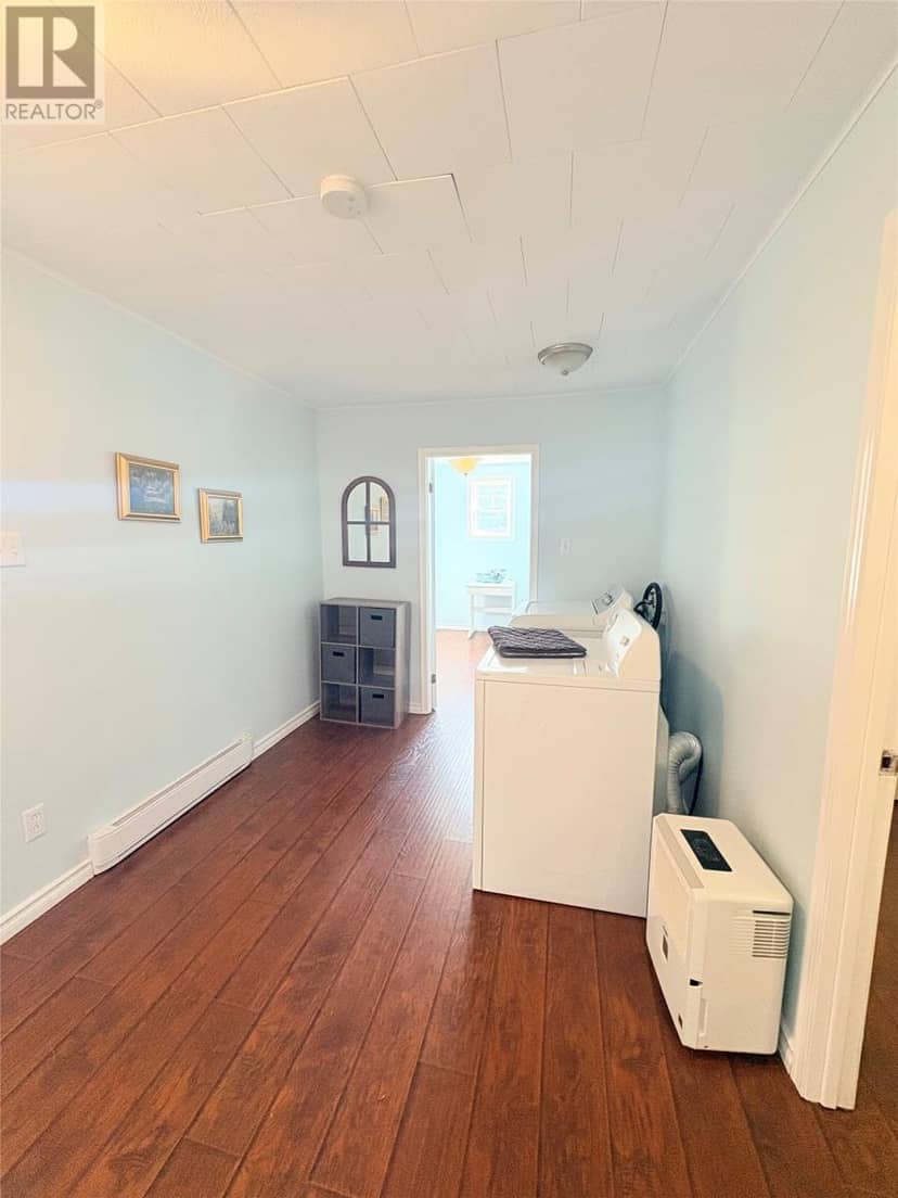 13-19 Bradshaw Place — photo 23 of 31