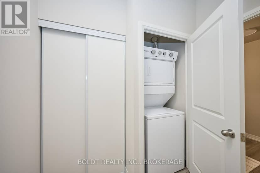 Gl 11 - 50 Herrick Avenue — photo 19 of 31