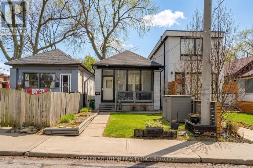741 Milverton Boulevard — photo 1 of 40