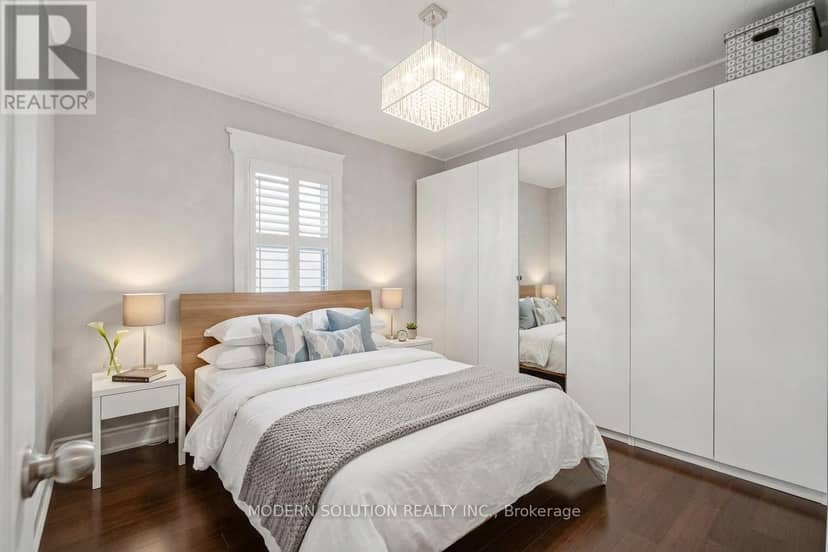 741 Milverton Boulevard — photo 17 of 40