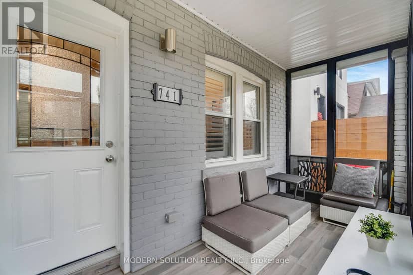 741 Milverton Boulevard — photo 5 of 40
