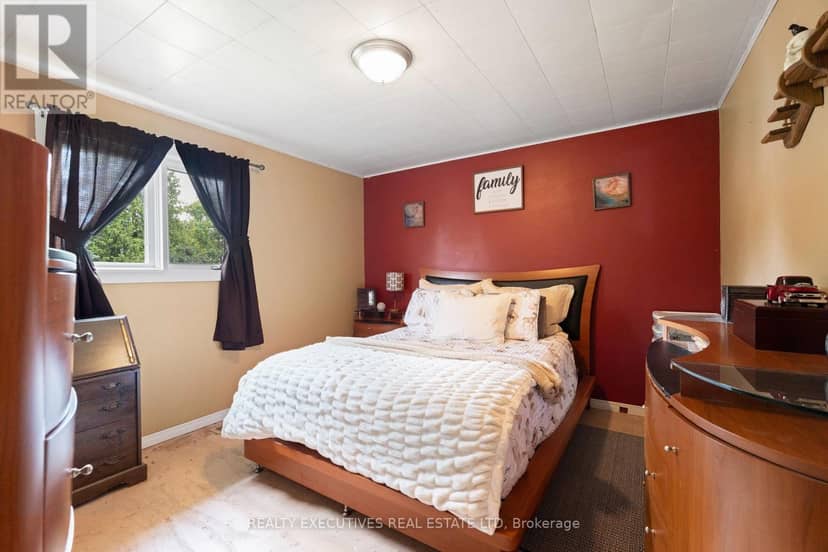 5458 County 8 Road — photo 16 of 40