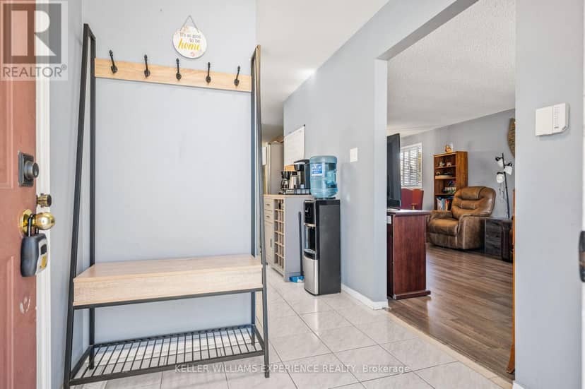 321 Park Street — photo 7 of 25