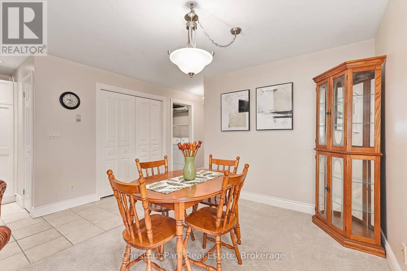 206 - 435 Walnut Street — photo 14 of 34
