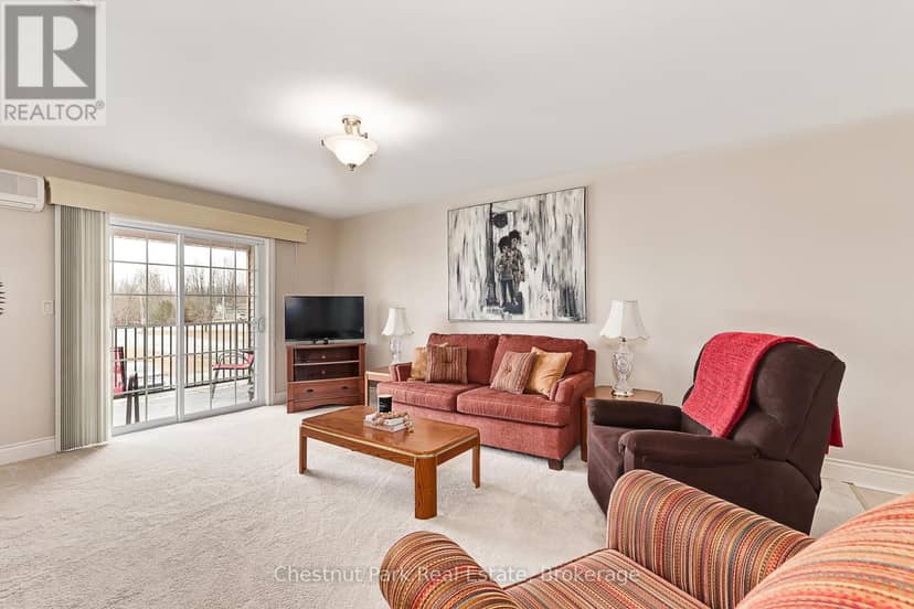 206 - 435 Walnut Street — photo 18 of 34