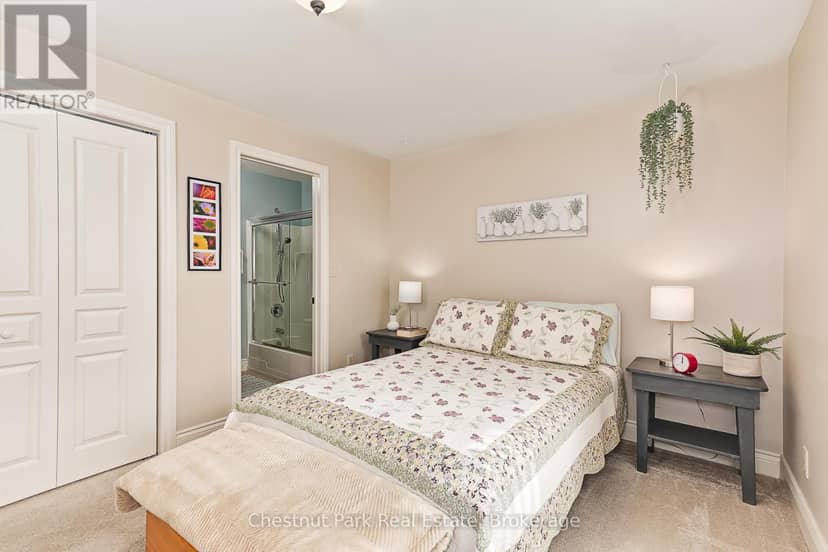 206 - 435 Walnut Street — photo 25 of 34