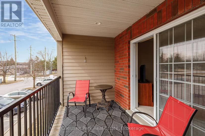 206 - 435 Walnut Street — photo 34 of 34