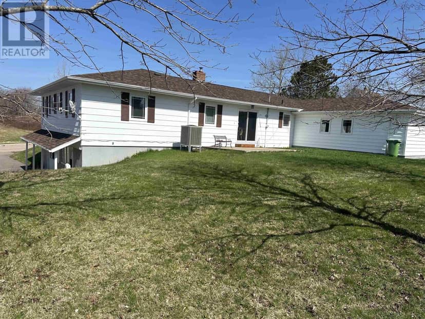 18 Sydney Road, Port Hawkesbury, photo 4