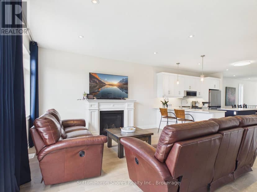 414 Mary Rose Avenue — photo 10 of 40