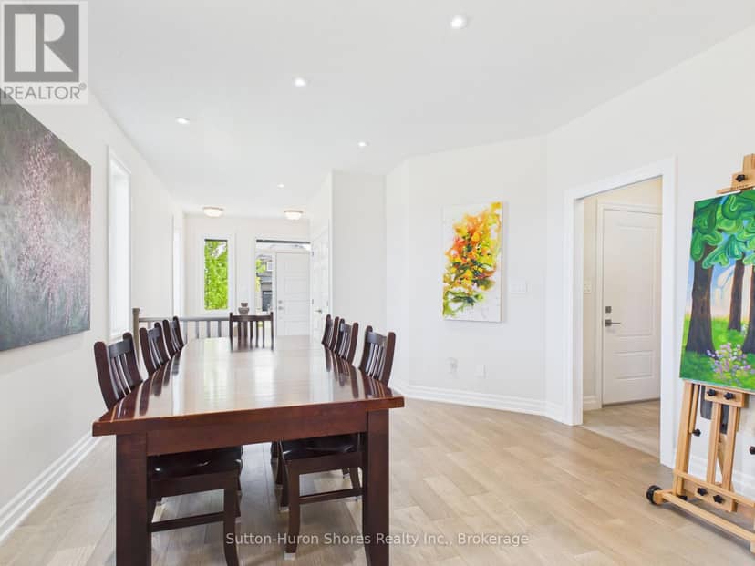 414 Mary Rose Avenue — photo 4 of 40