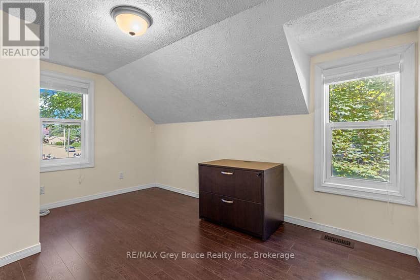441 Frank Street — photo 23 of 40