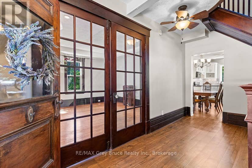441 Frank Street — photo 8 of 40