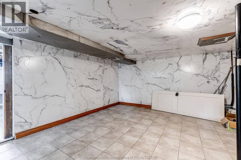 74 MARLBOROUGH STREET East — photo 21 of 40