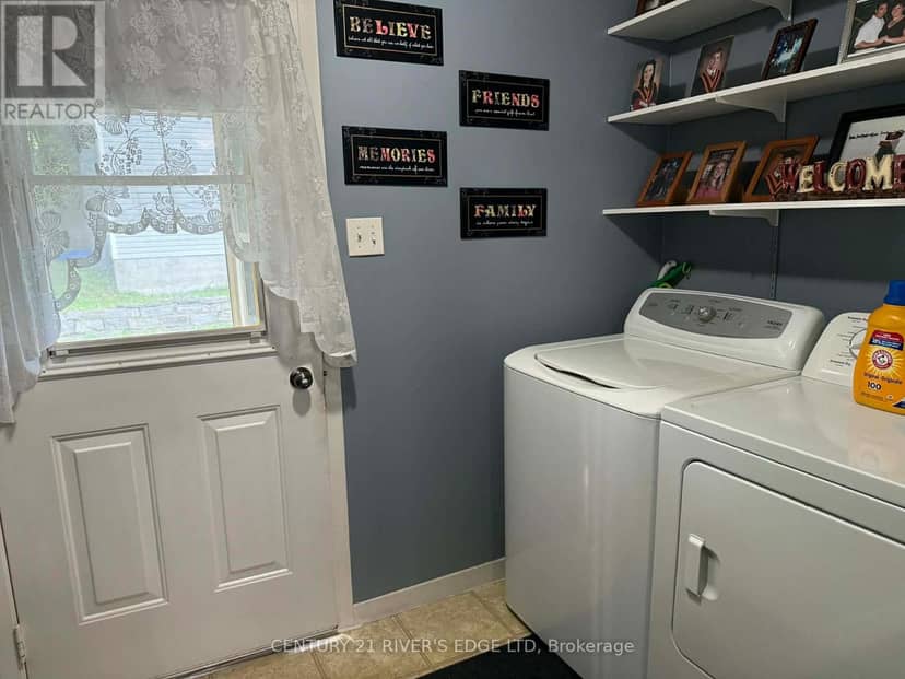10407 Hainsville Road, South Dundas, photo 5
