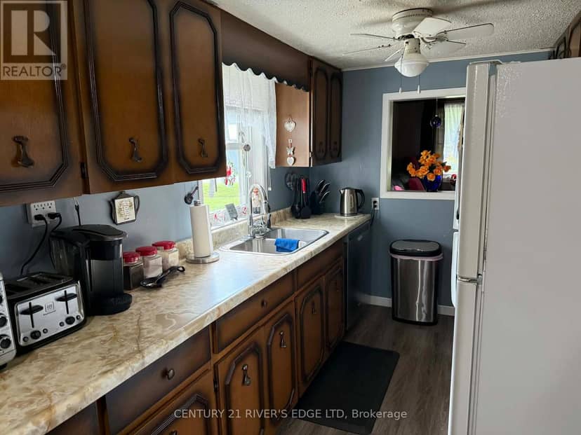10407 Hainsville Road, South Dundas, photo 7