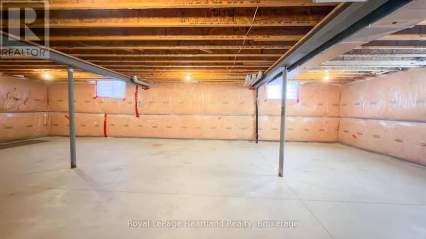 18 - 518 Blue Jay Drive — photo 30 of 40