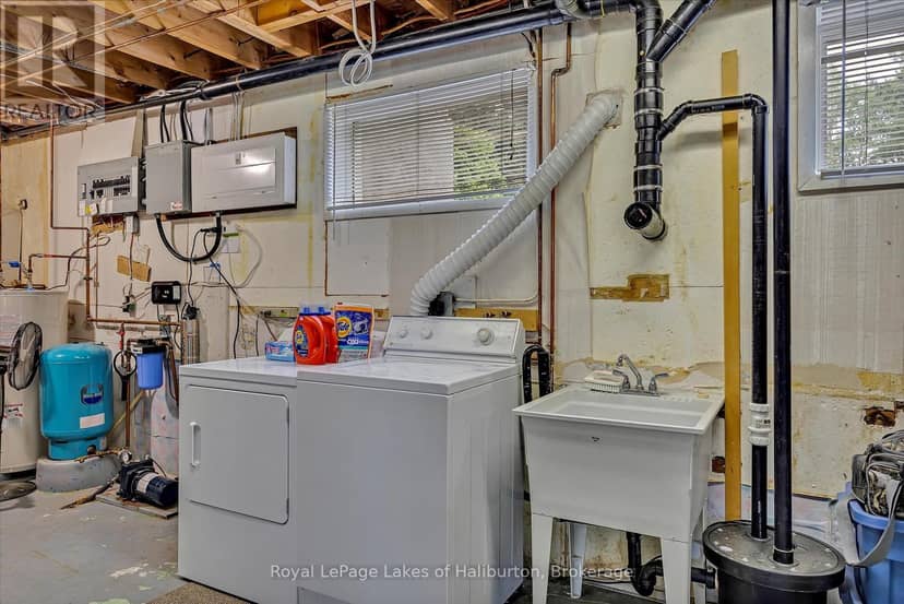 1093 Lamar Drive — photo 28 of 40