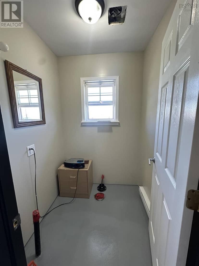 529 Main Street — photo 24 of 35