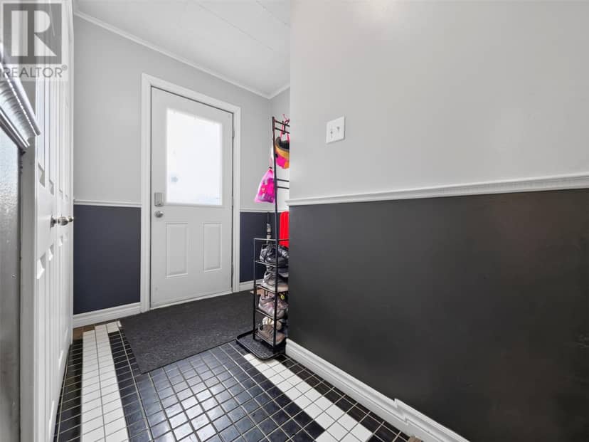 27 Valley Road — photo 9 of 28