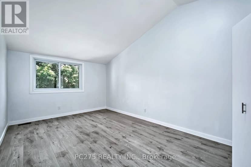 5 - 1460 Limberlost Road — photo 18 of 32