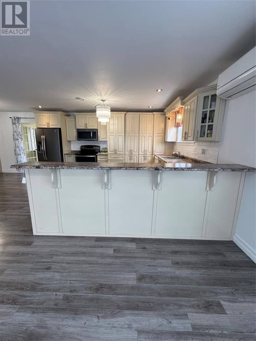 18 Wilsonville Avenue — photo 11 of 40