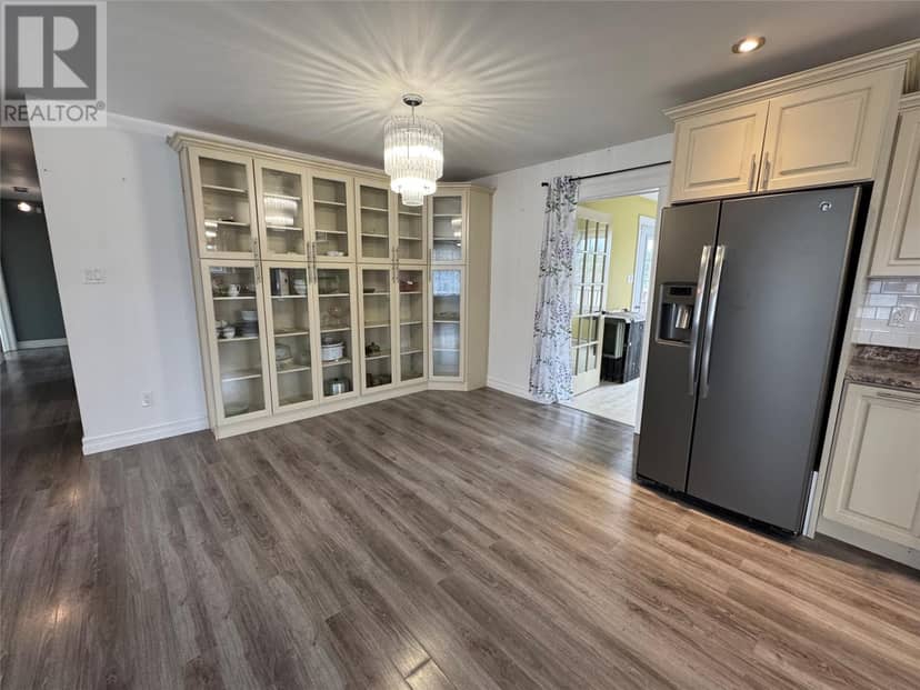 18 Wilsonville Avenue — photo 12 of 40