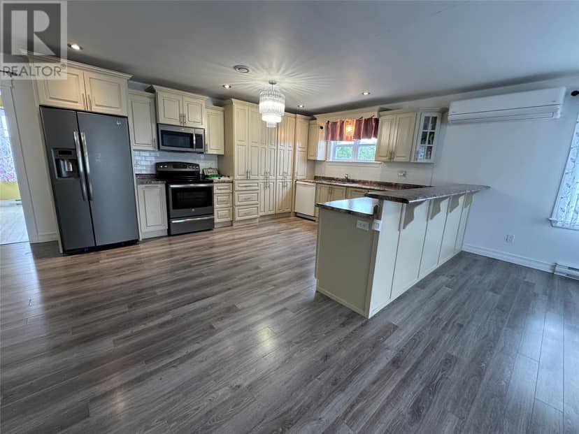 18 Wilsonville Avenue — photo 5 of 40