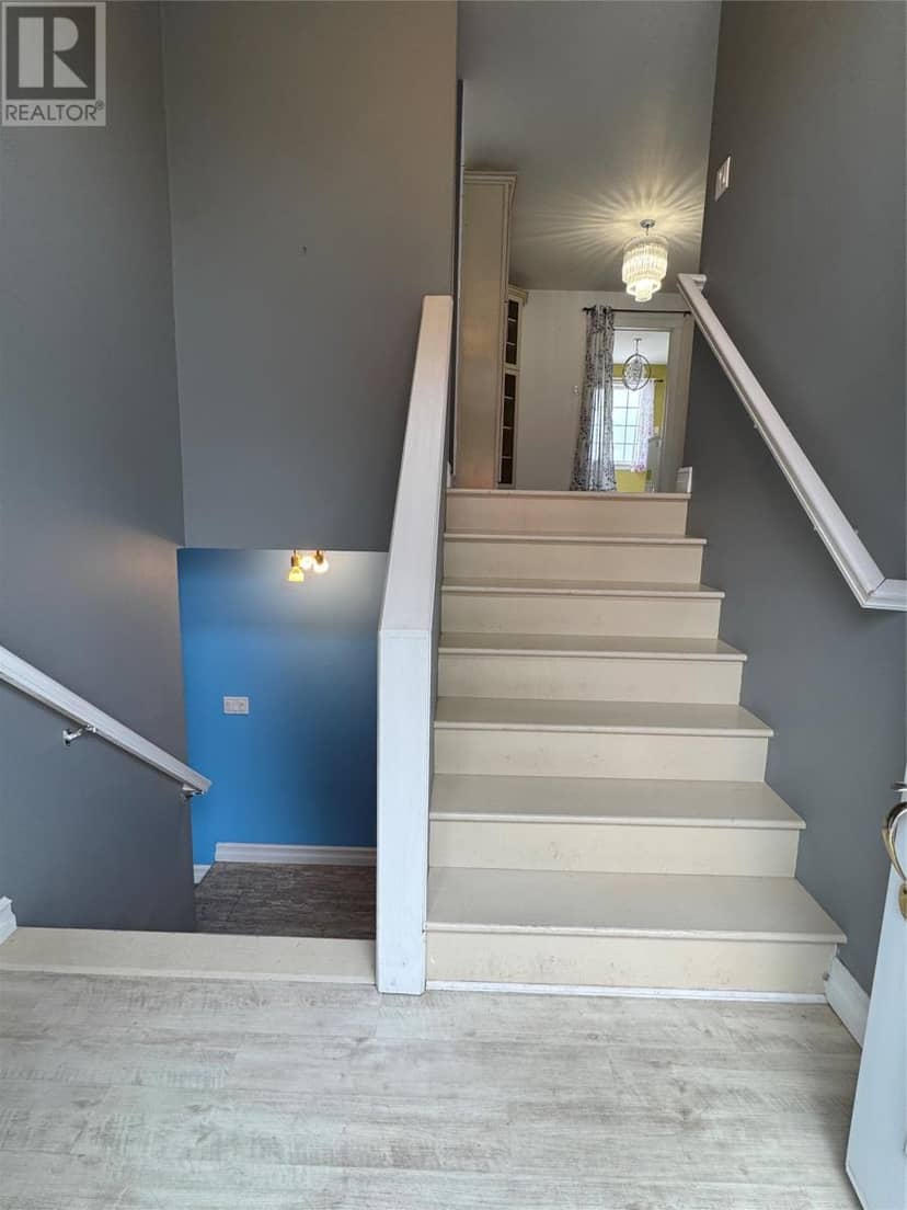 18 Wilsonville Avenue — photo 7 of 40