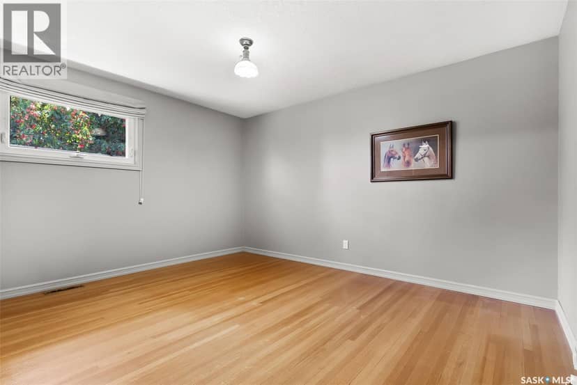 433 9th AVENUE W — photo 14 of 28