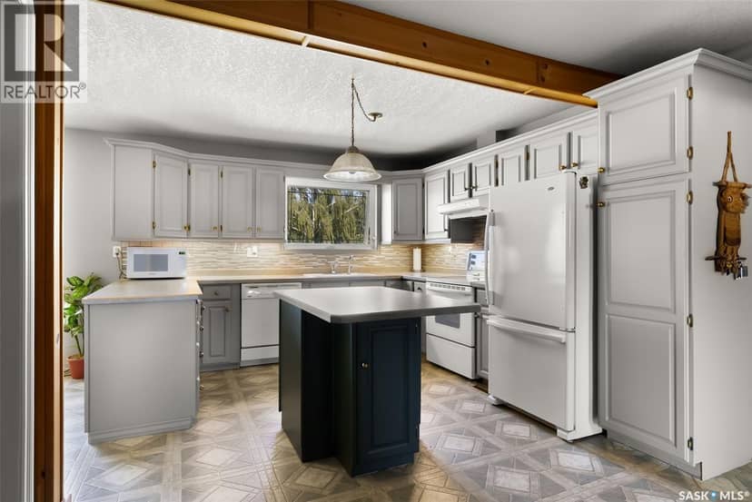 433 9th AVENUE W, Melville, photo 8