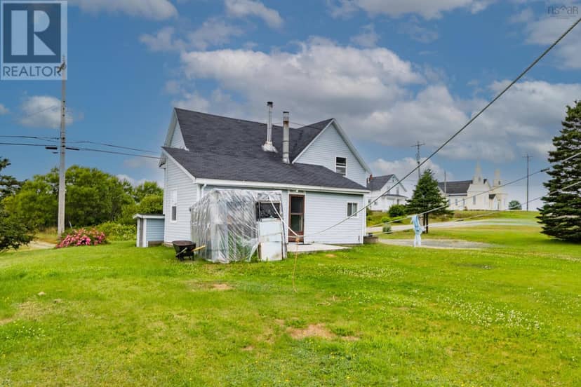 6528 Highway 1 — photo 5 of 40