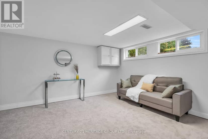 53 Wilstead Drive — photo 17 of 32