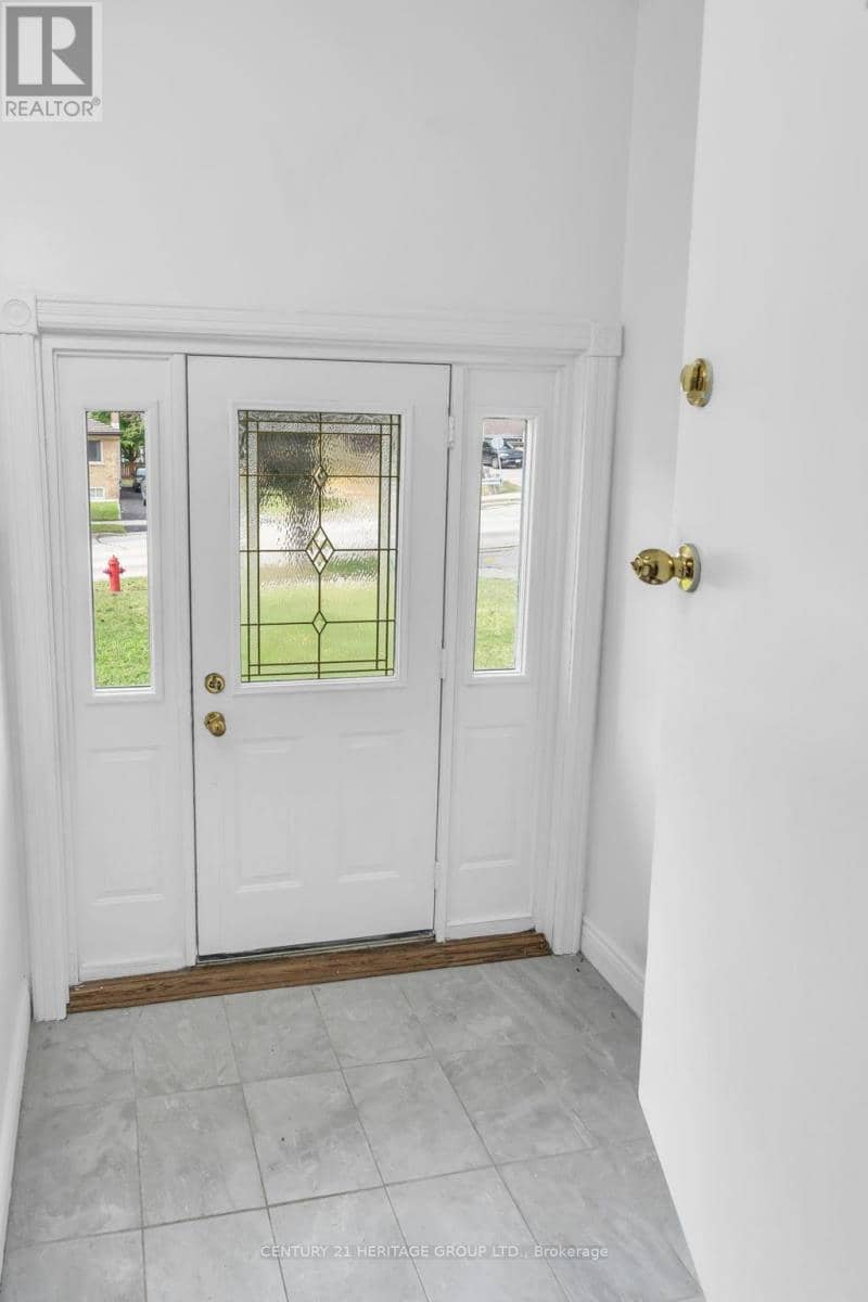 53 Wilstead Drive — photo 2 of 32