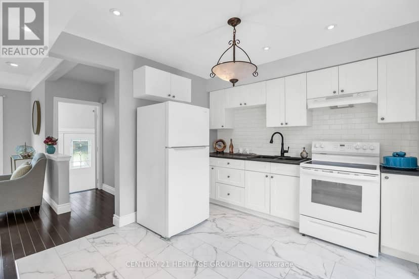 53 Wilstead Drive — photo 9 of 32