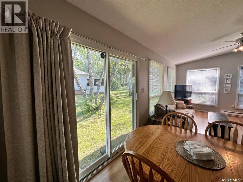 24 Ruby CRESCENT — photo 13 of 21