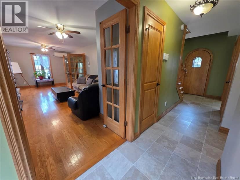 24 Paquin Street — photo 13 of 40