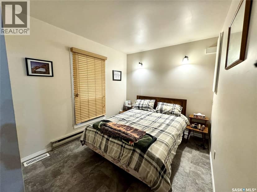 28 Mathews CRESCENT — photo 16 of 38