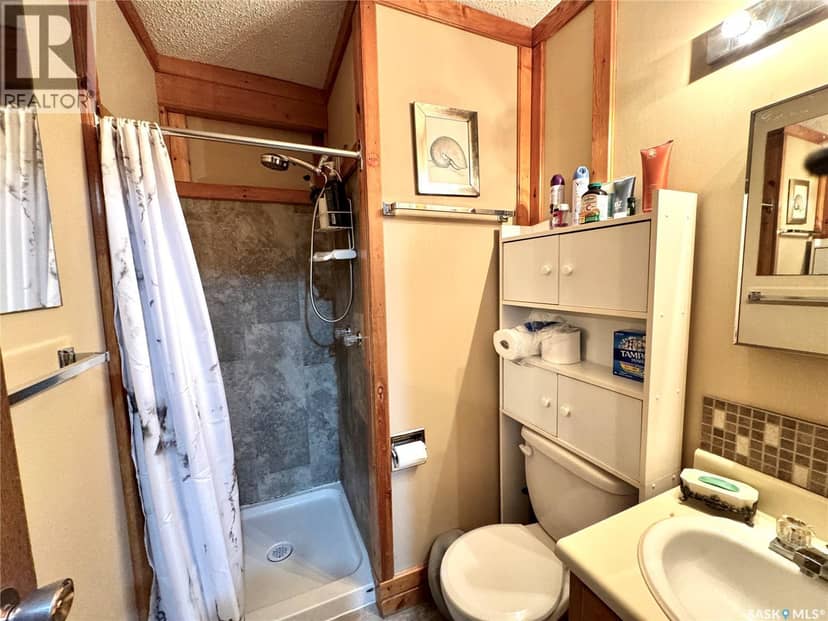 28 Mathews CRESCENT — photo 19 of 38