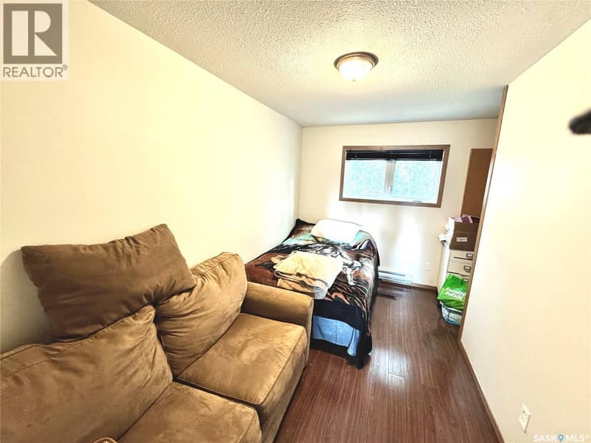 28 Mathews CRESCENT — photo 27 of 38