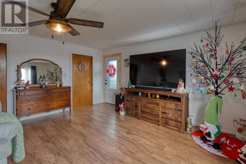87 Pool Road — photo 11 of 33