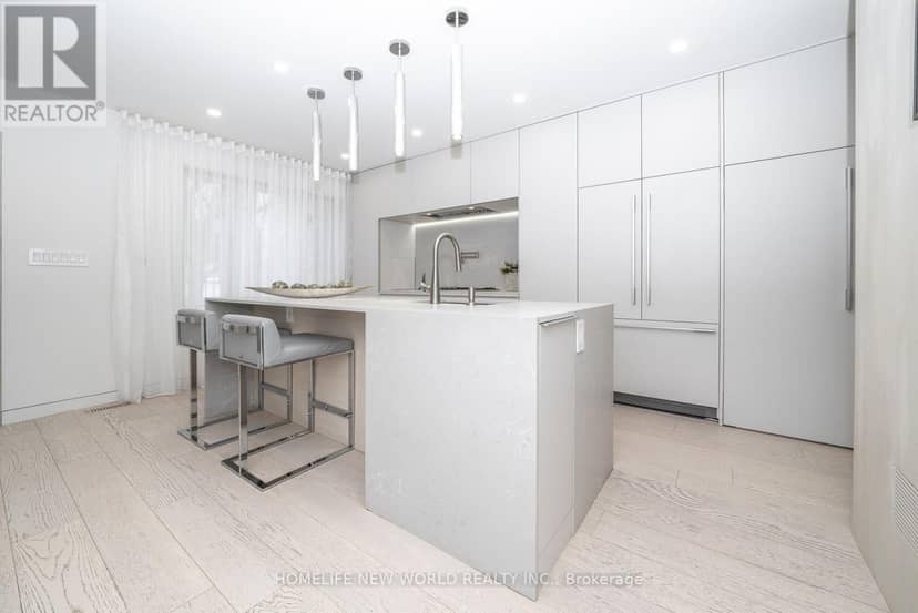 30 Carling Avenue — photo 7 of 40