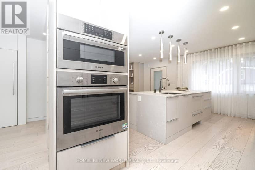 30 Carling Avenue — photo 8 of 40