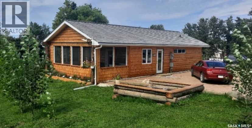 112 3rd AVENUE S, Big River