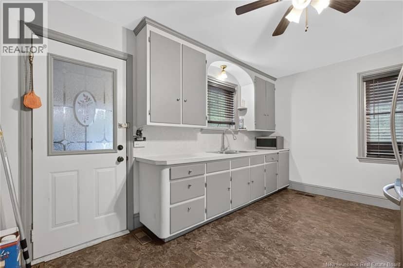 243 Mill Road — photo 4 of 40