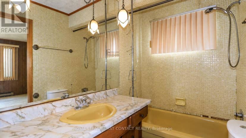 21 Sunnidale Road — photo 38 of 40