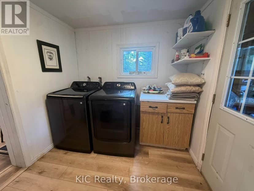 48 George Street E — photo 14 of 25