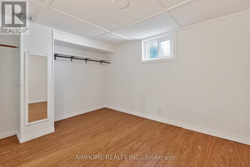 140 Meighen Avenue — photo 14 of 19