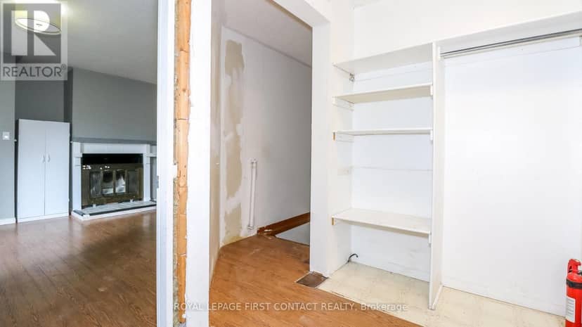 24 Howard Avenue — photo 23 of 40