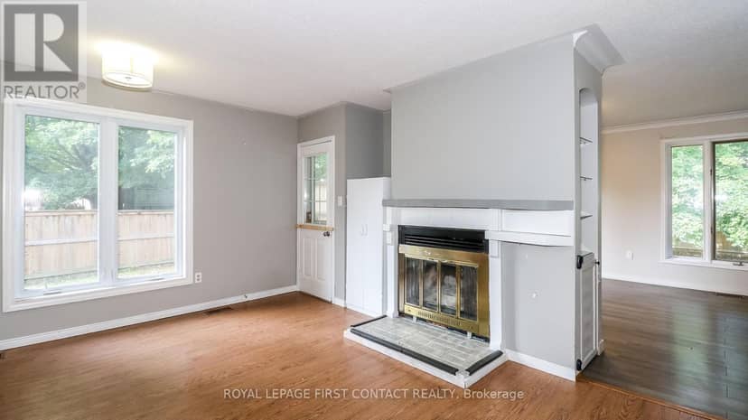 24 Howard Avenue — photo 7 of 40